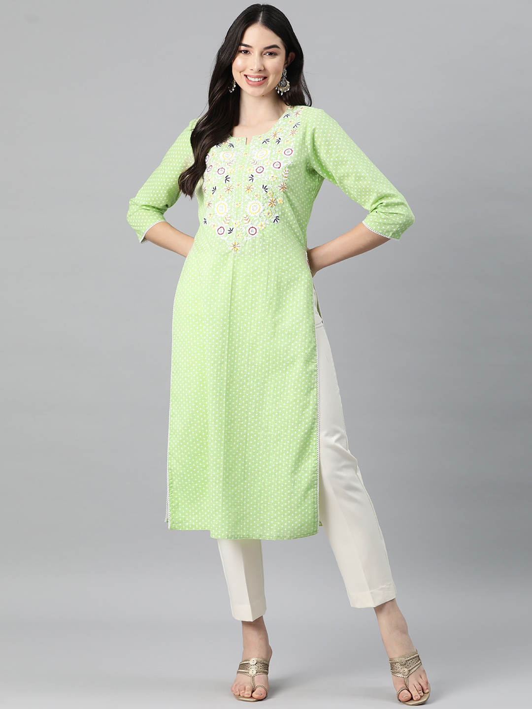 

Ramas Floral Embroidered Sequinned Cotton Kurta, Green