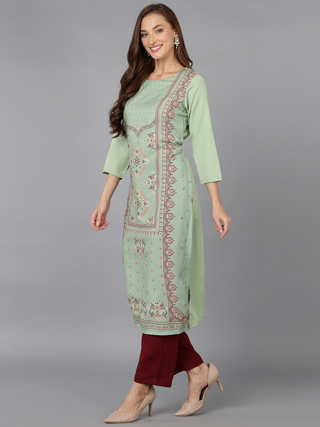 

AHIKA Olive Green & Red Ethnic Motif Printed Straight Kurta