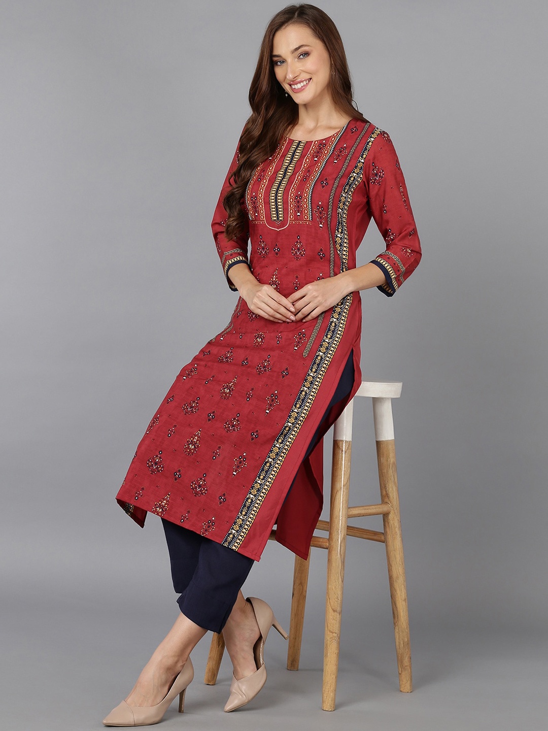 

AHIKA Red & Beige Ethnic Motifs Printed Straight Kurta