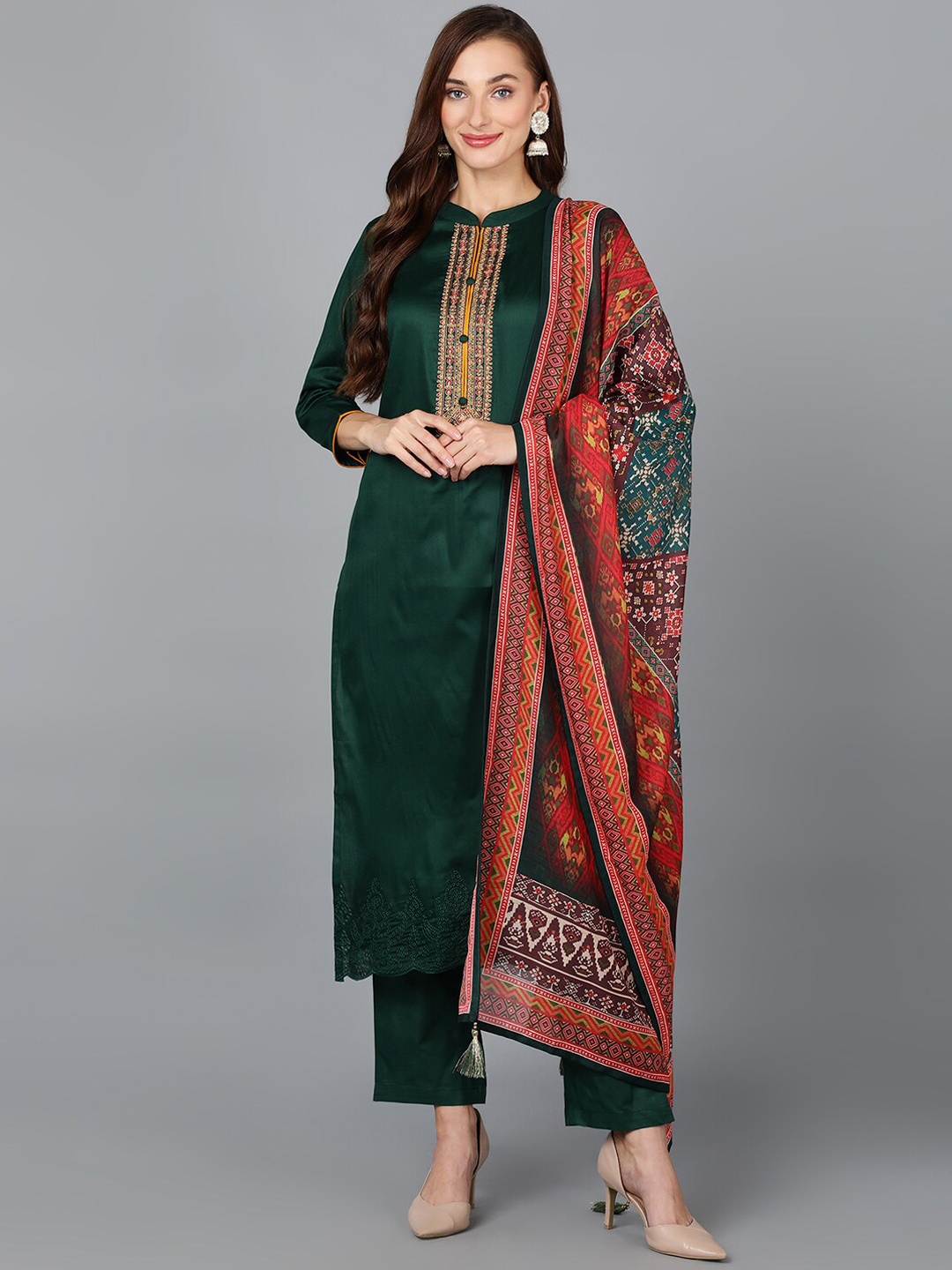 

AHIKA Green Yoke Design Thread Work Kurta with Trousers & Dupatta