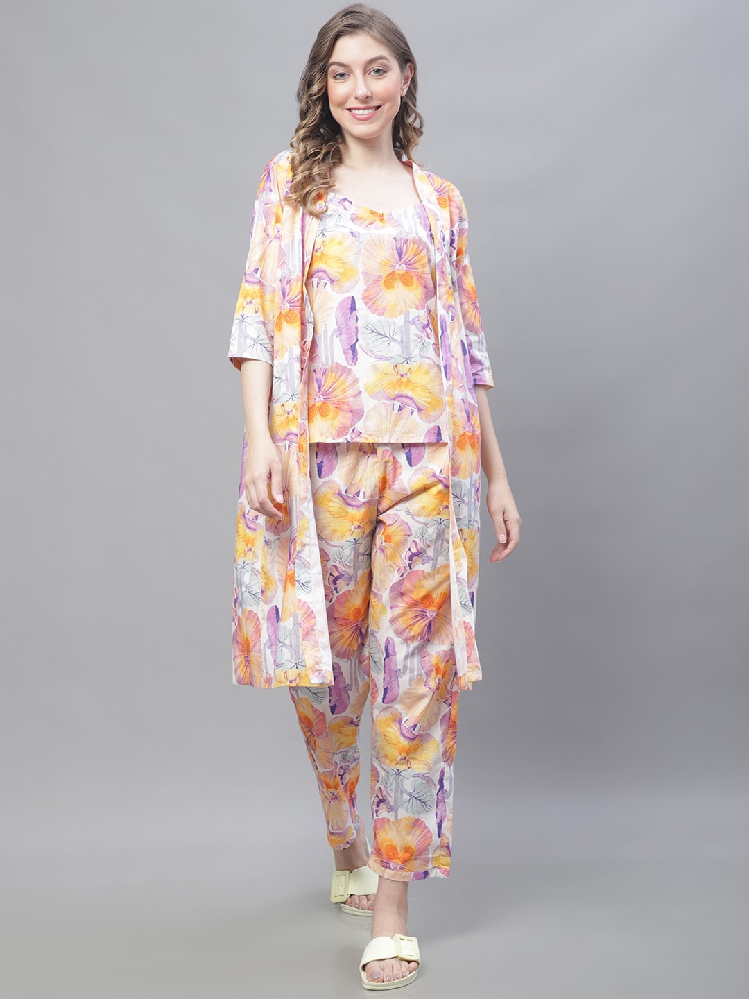 

TAG 7 3 Pieces Floral Printed Pure Cotton Night Suit, White
