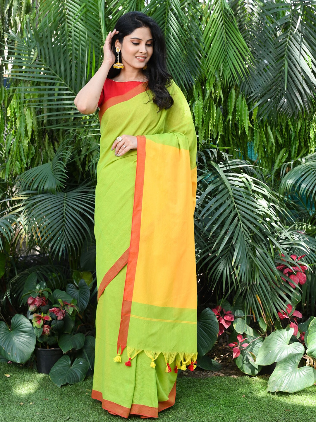 

BEATITUDE Pure Cotton Handloom Saree, Green