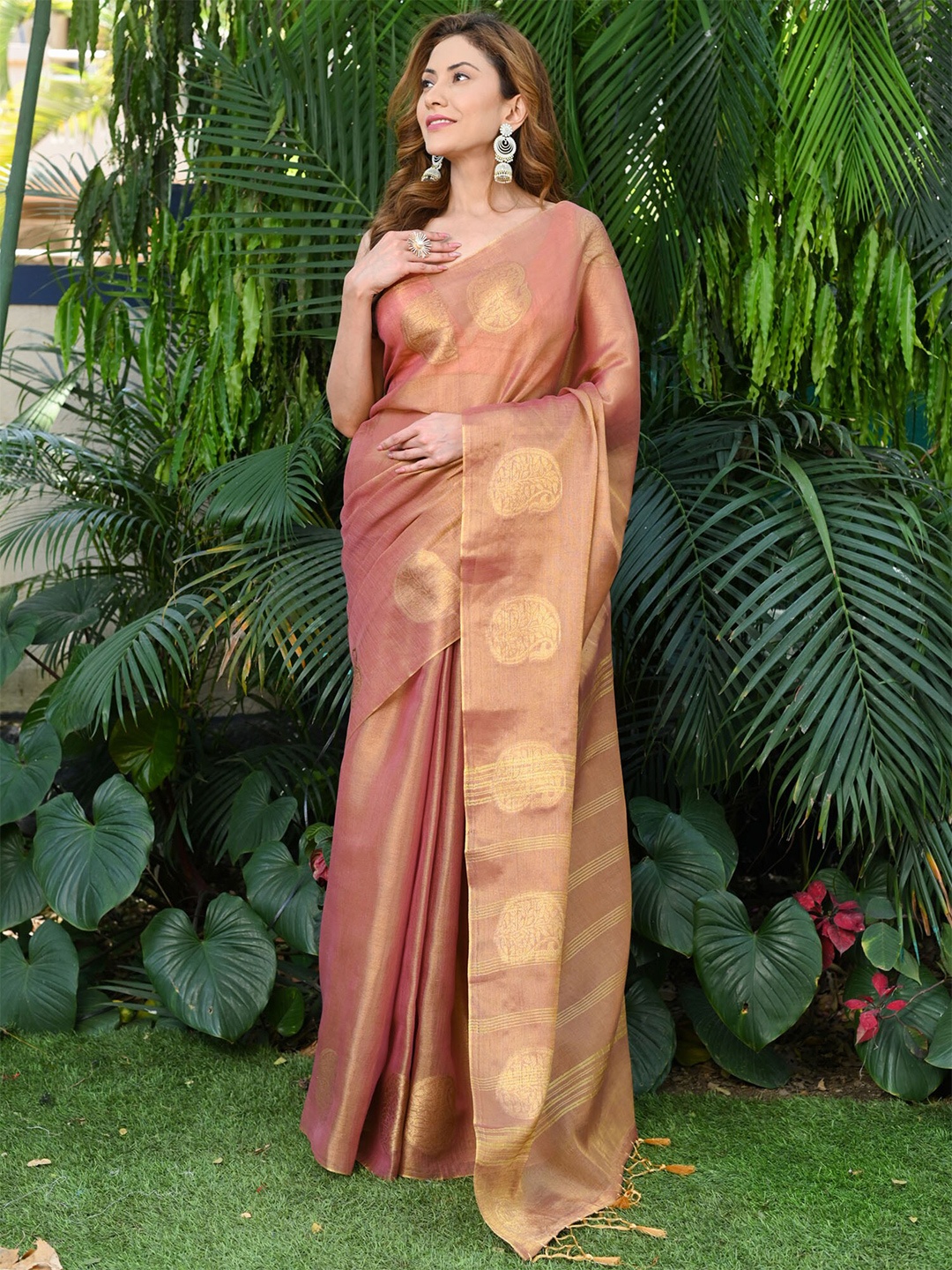 

BEATITUDE Paisley Woven Design Zari Tissue Saree, Orange