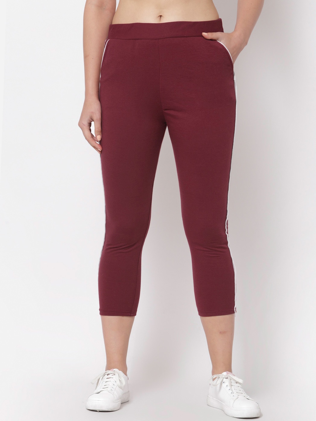 

KLOTTHE Women Slim Fit Rapid Dry Woollen Track Pant, Maroon