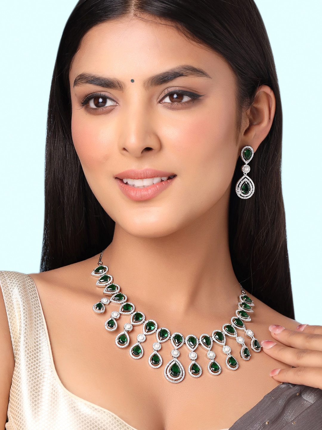 

Yellow Chimes Rhodium Plated American Diamond Studded Jewellery Set, Silver