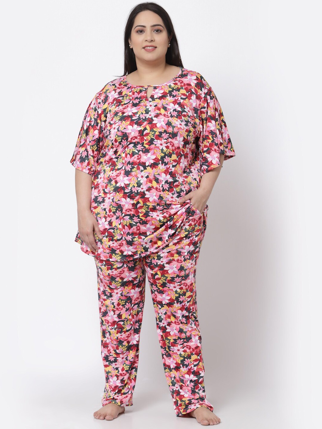 

KLOTTHE Plus Size Conversational Printed Night Suit, Pink