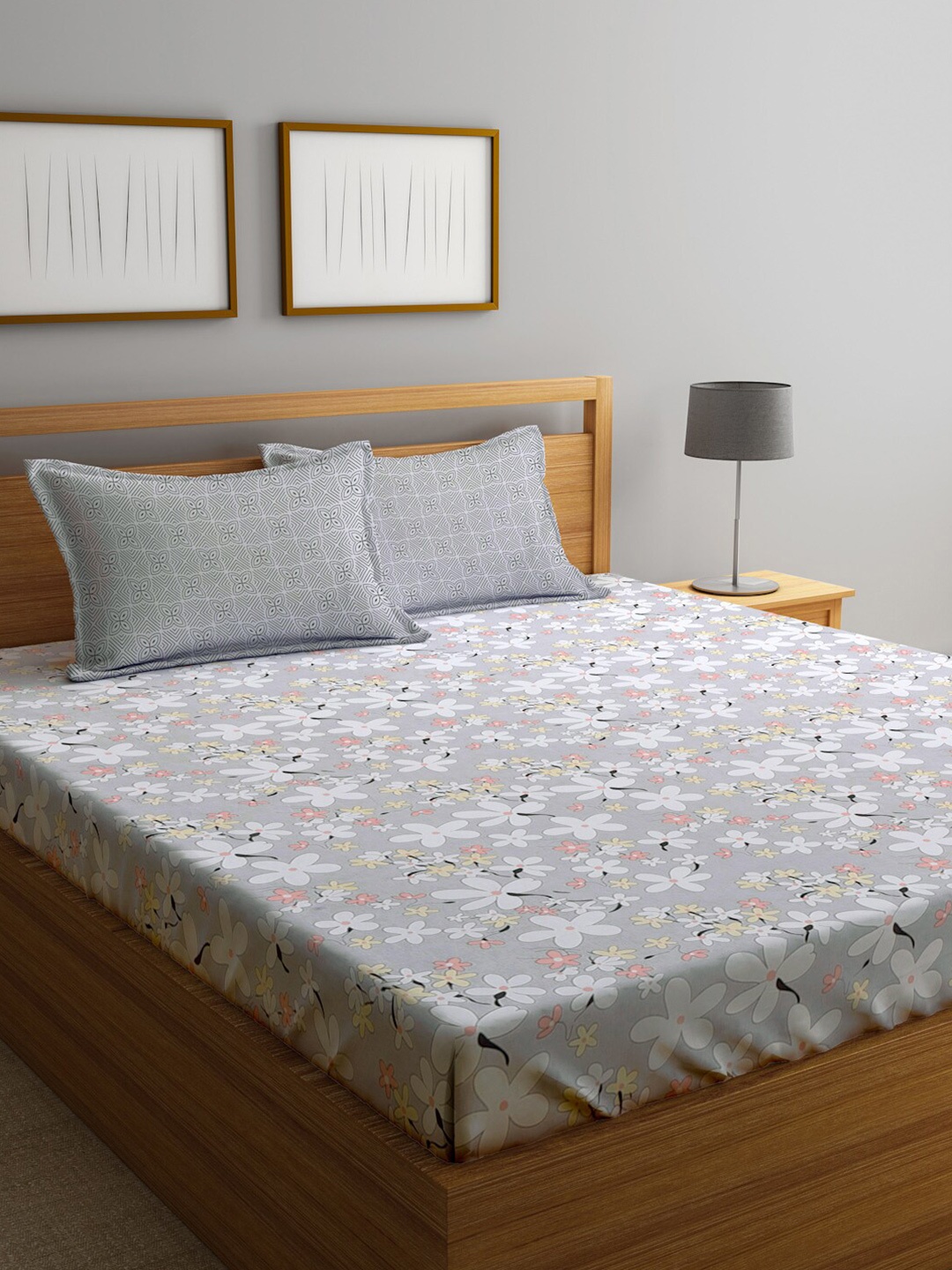 

KLOTTHE Grey & White Floral Printed 300 TC Super King Double Bedsheet With 2 Pillow covers