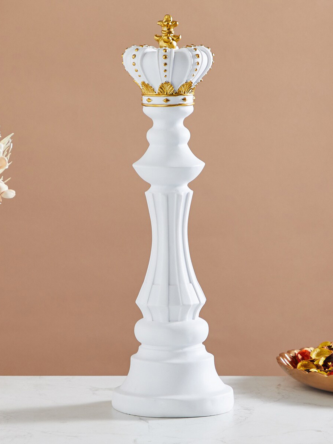 

Home Centre White & Beige Chess King Showpieces