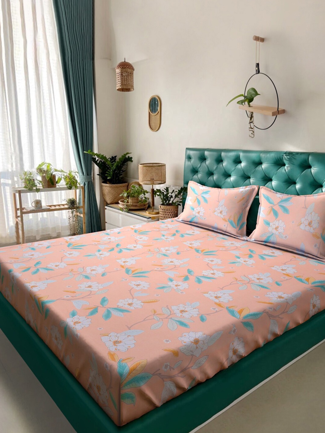 

KLOTTHE Floral-Printed 300TC Fitted King Bedsheet With 2 Pillow Covers, Peach
