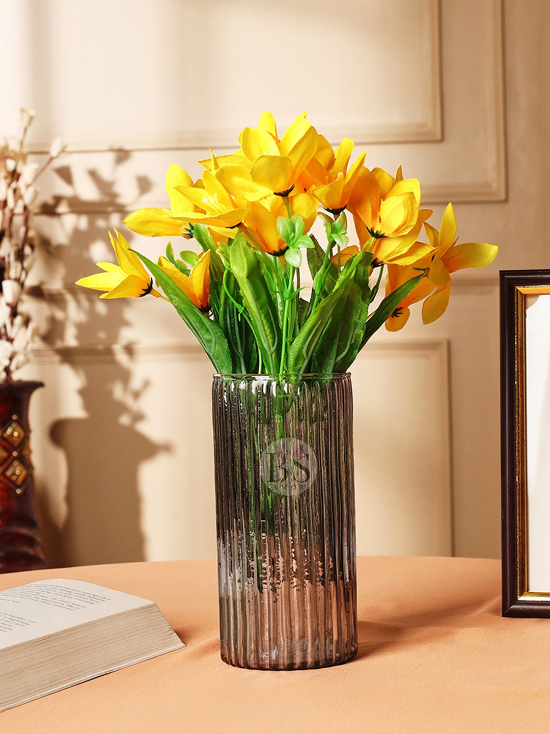 

BS AMOR Yellow & Black lily Artificial Flowers With Glass Vase