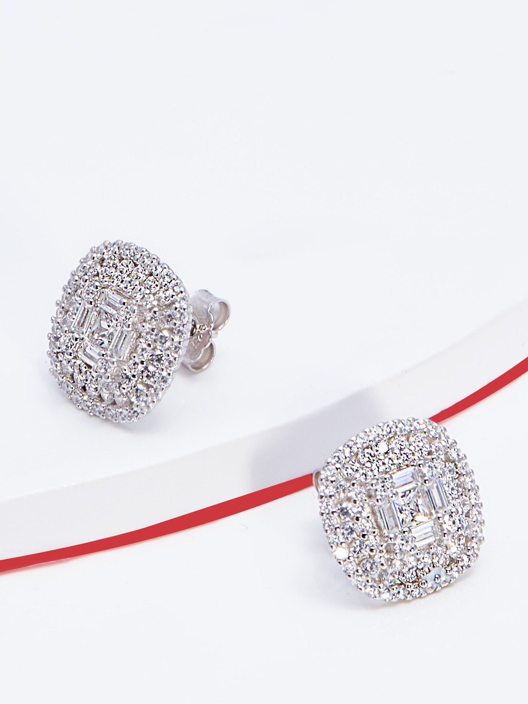 

AKSA 925 Sterling Silver Contemporary Zircon Studded Studs Earrings