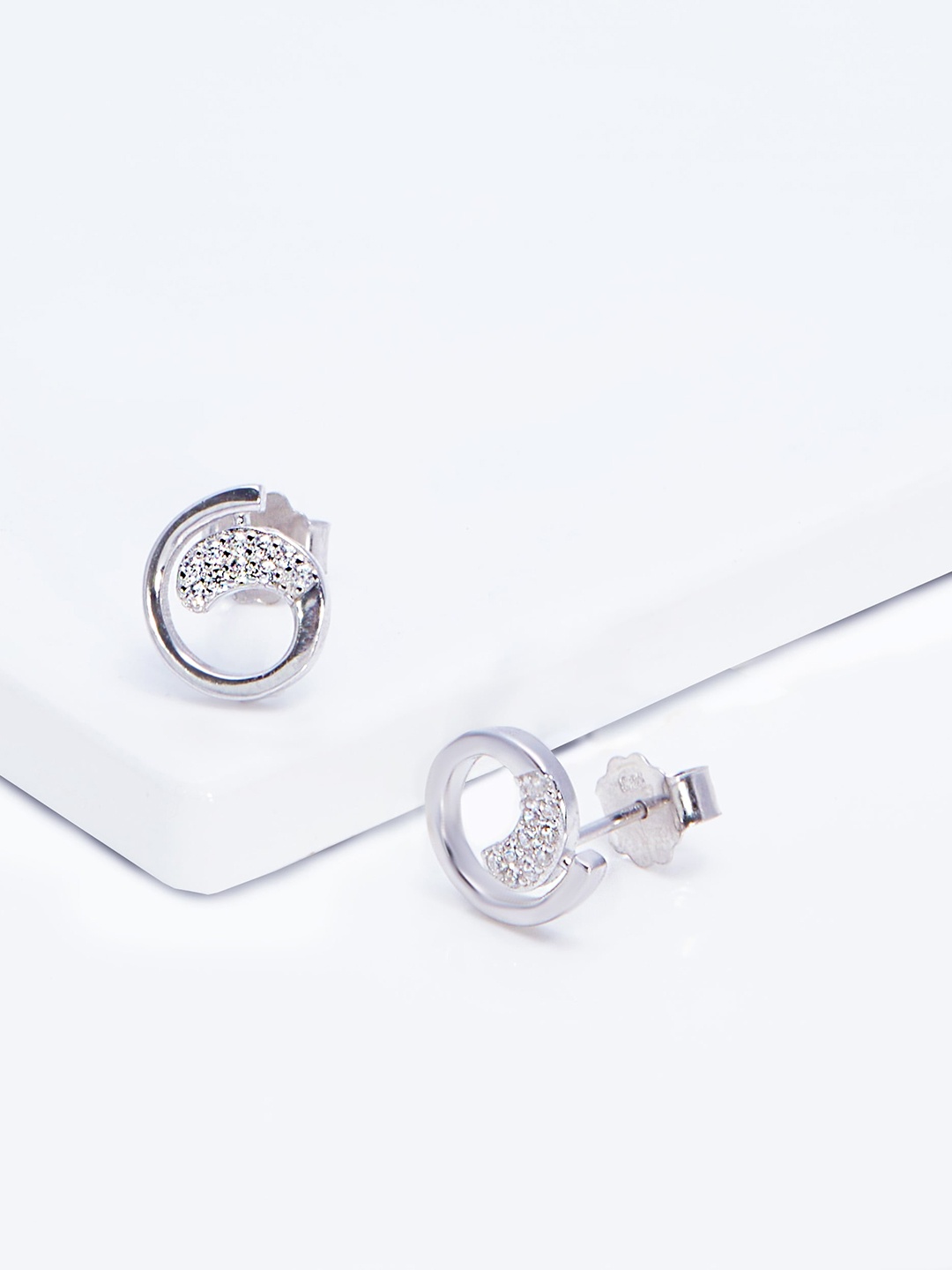 

AKSA 925 Sterling Silver Zircon Closure Studs Earrings