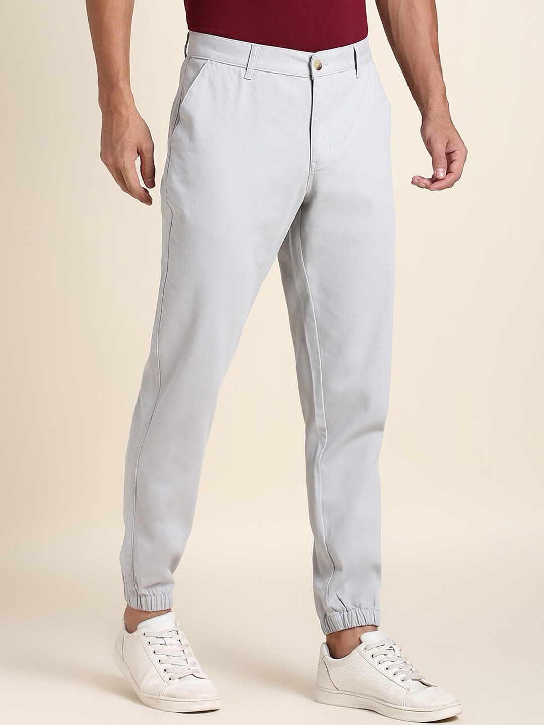 

Dennis Lingo Men Comfort Mid Rise Plain Slim Fit Joggers, Grey