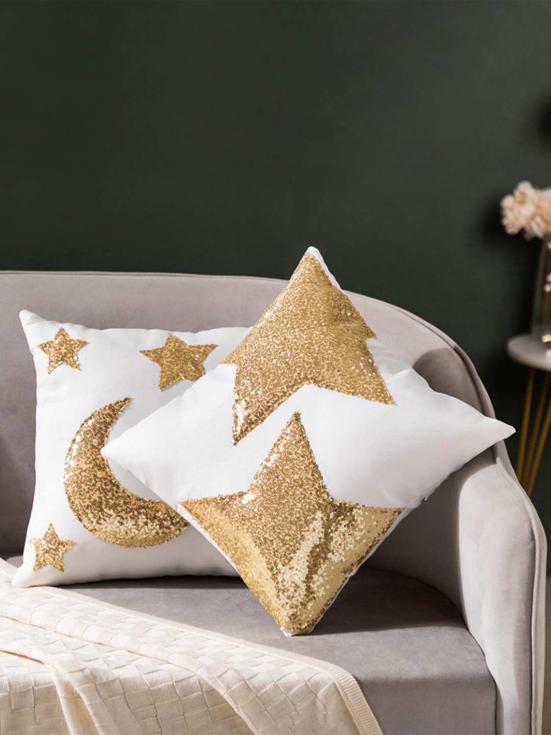 

Nestasia White & Gold-Toned 2-Pieces Abstract Square Cushion Covers