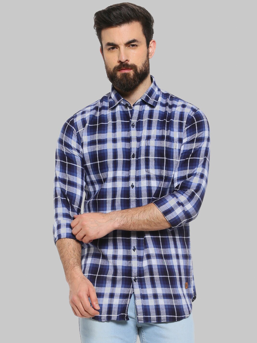 

Campus Sutra Blue & White Classic Fit Tartan Checks Cotton Casual Shirt