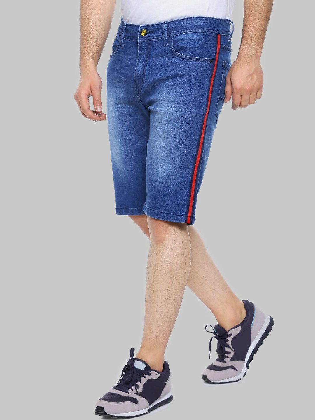 

Campus Sutra Men Blue Mid-Rise Side Striped Washed Cotton Denim Shorts