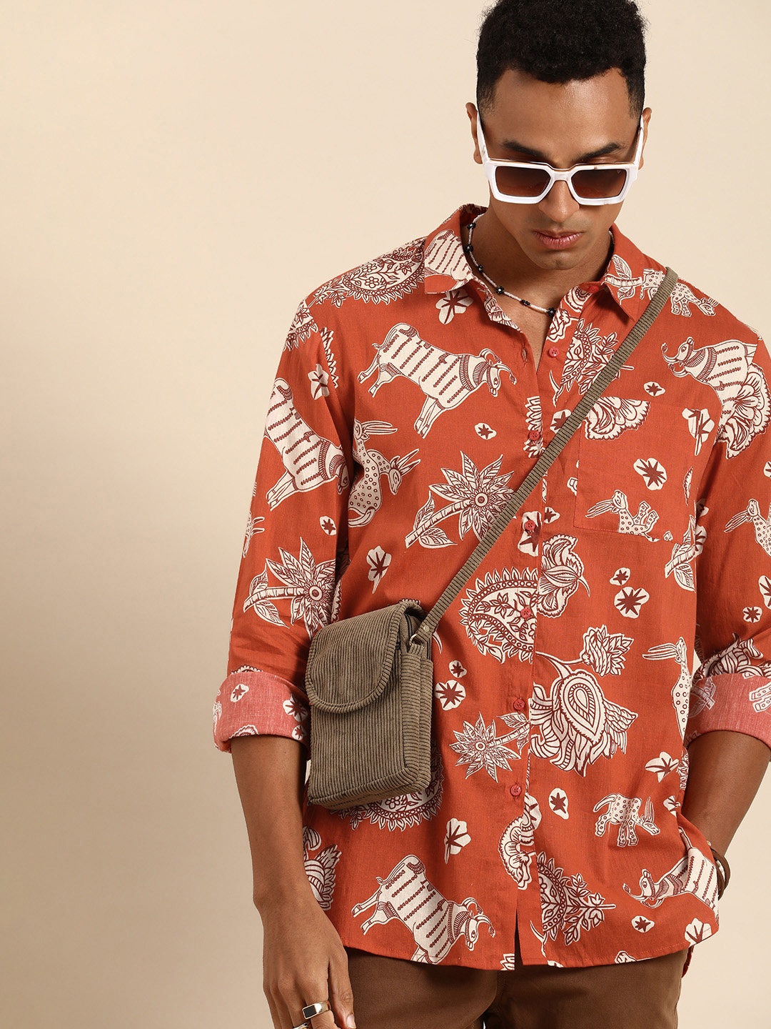

Sangria Men Orange Relaxed Opaque Printed Casual Shirt