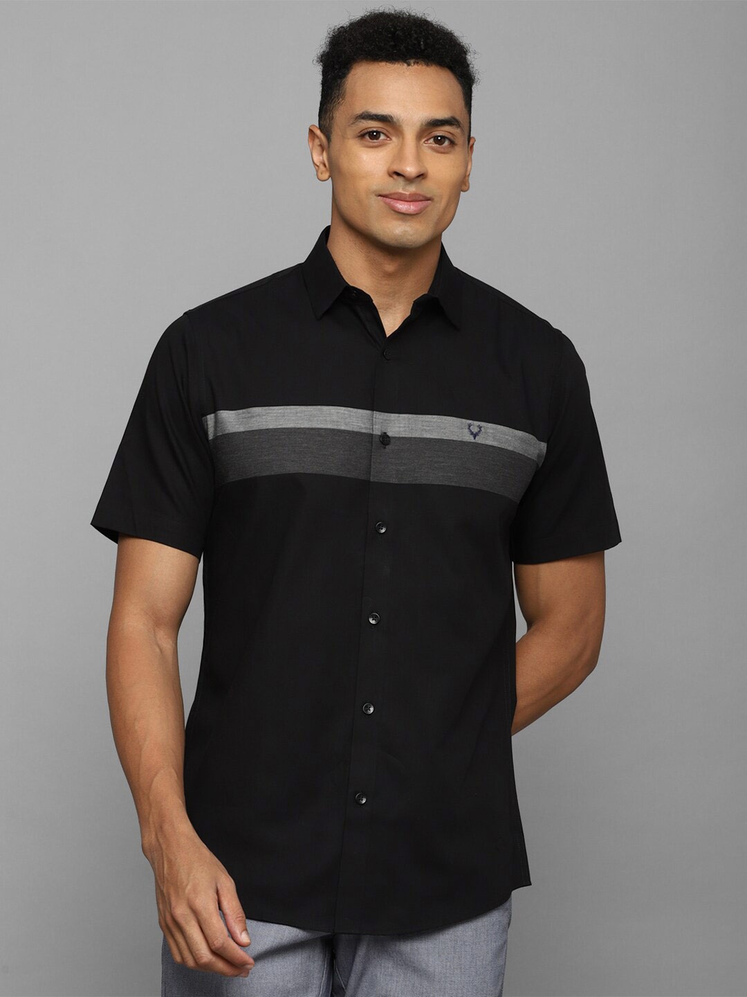 

Allen Solly Slim Fit Horizontal Striped Casual Shirt, Black