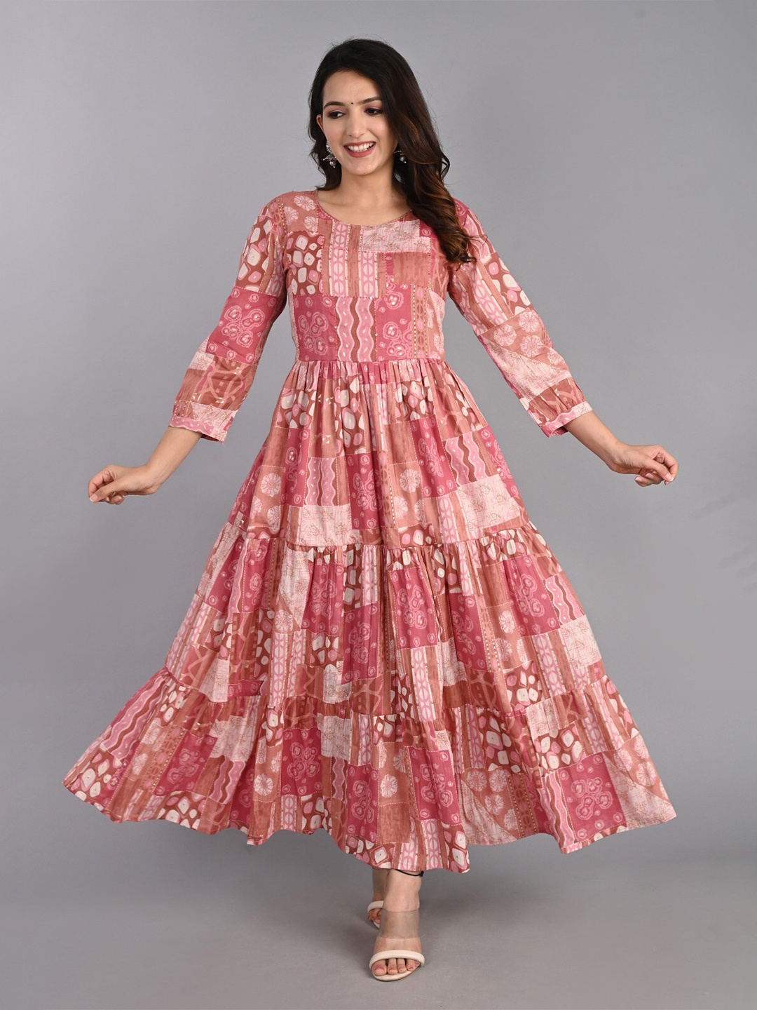 

Do Dhaage Abstract Printed Embroidered Fit & Flare Maxi Ethnic Dress, Pink