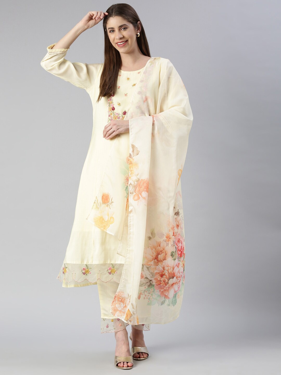 

Neerus Floral Yoke Design Thread Work Kurta With Trousers & Dupatta, Yellow