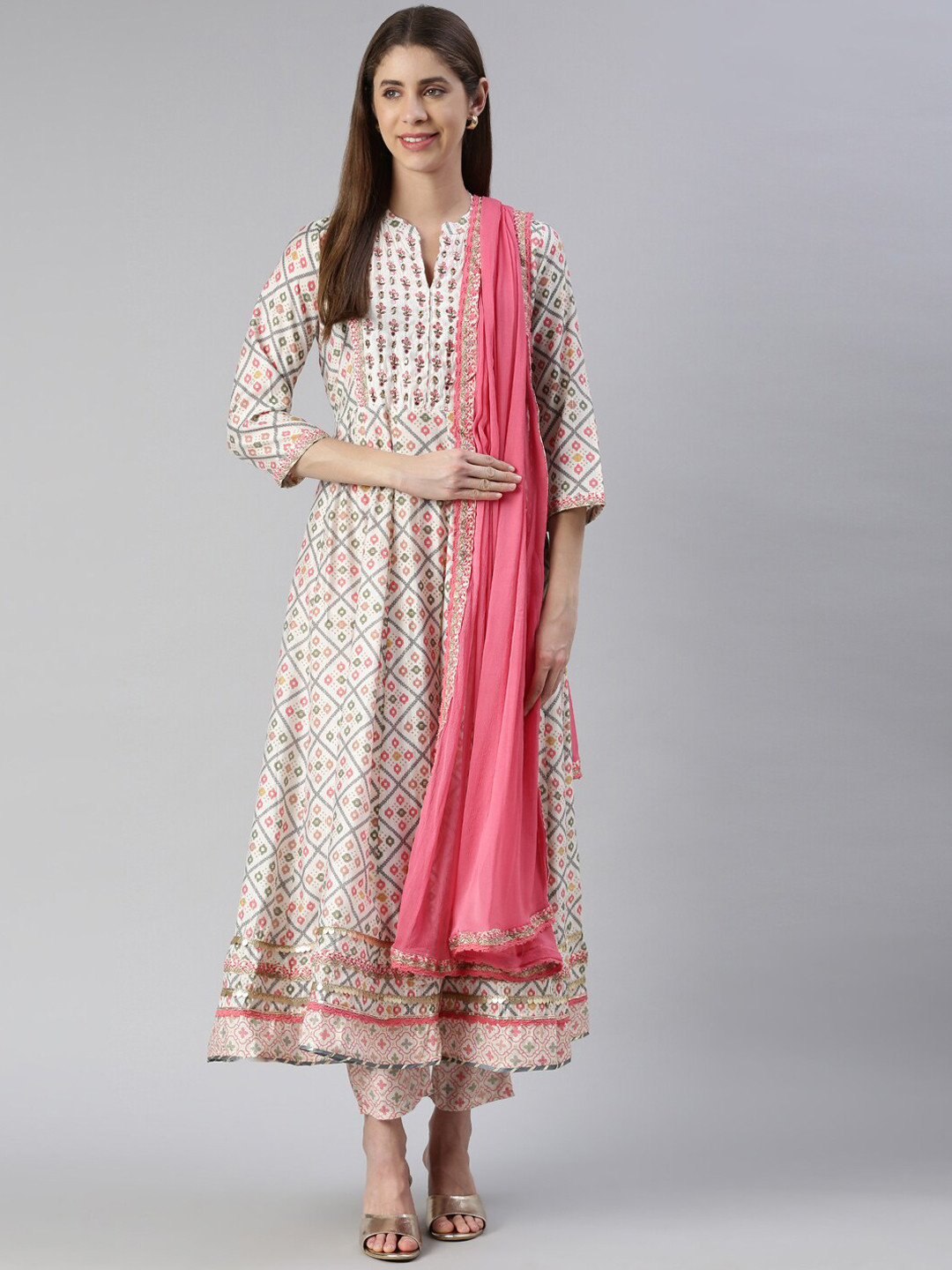 

Neerus Ethnic Motifs Printed Mandarin Collar Beads & Stones Kurta With Trousers & Dupatta, White