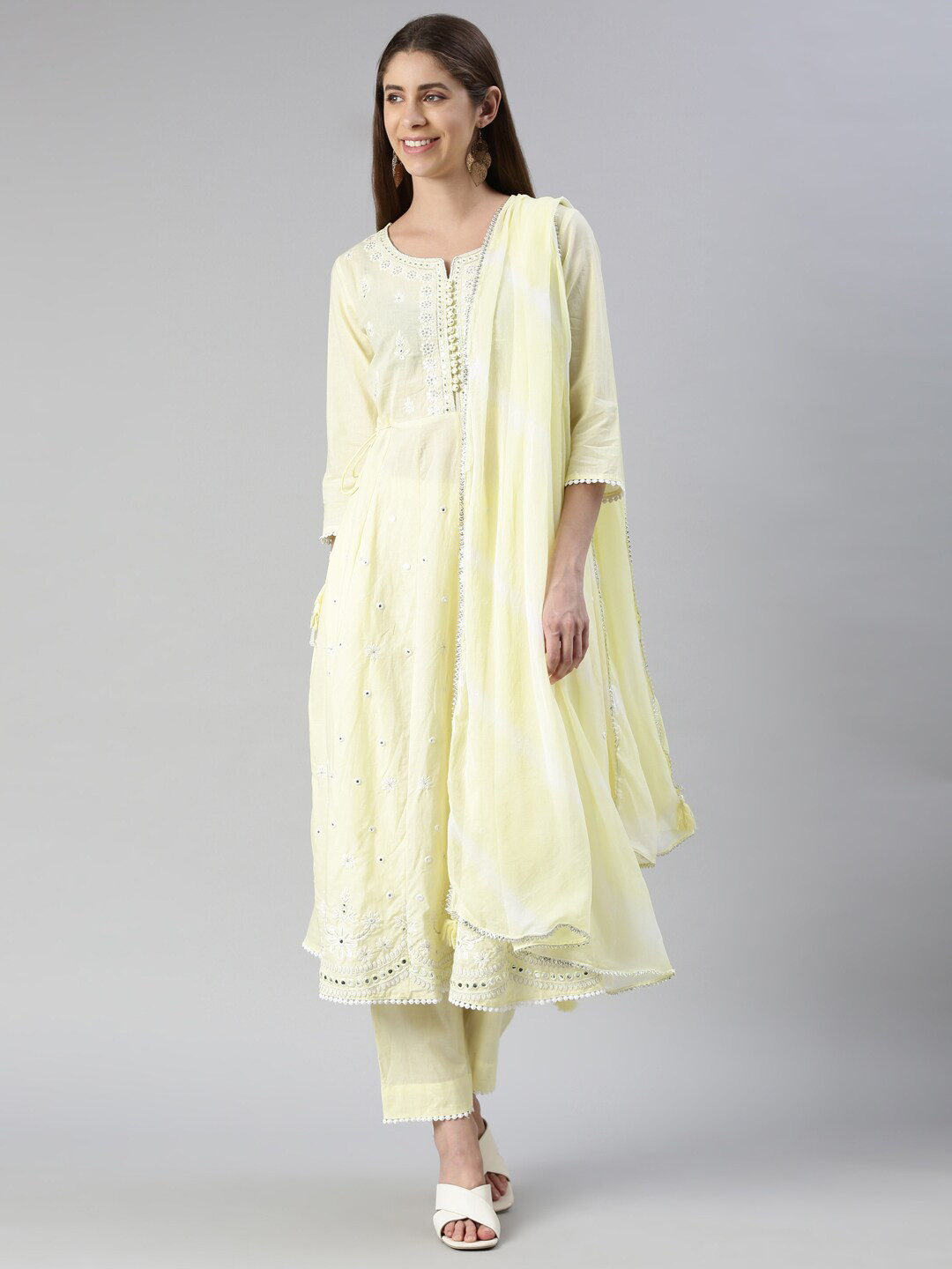 

Neerus Ethnic Motifs Embroidered Notched Neck Mirror Work Kurta With Trousers & Dupatta, Yellow
