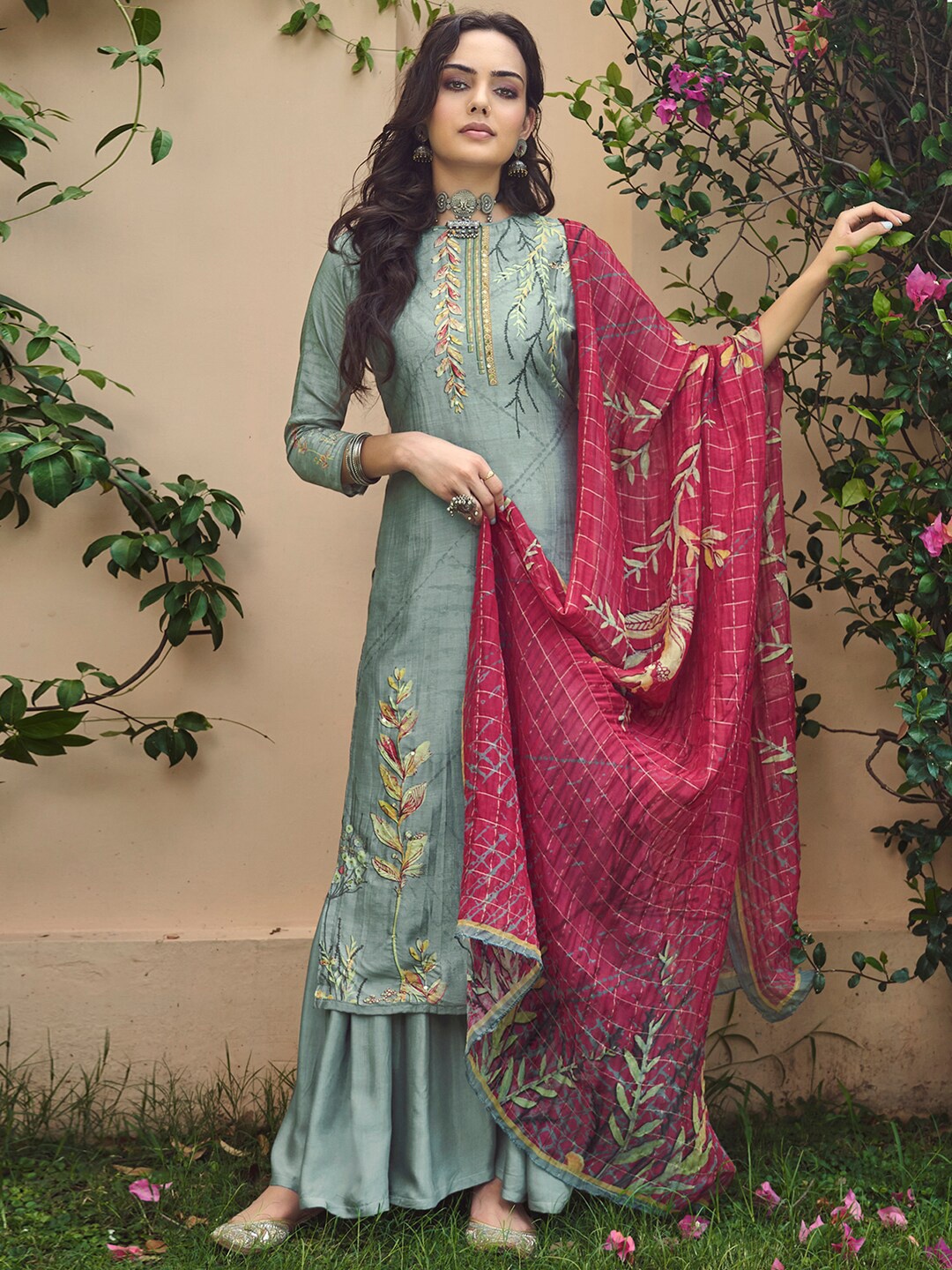 

Stylee LIFESTYLE Grey & Maroon Printed Pure Silk Unstitched Dress Material