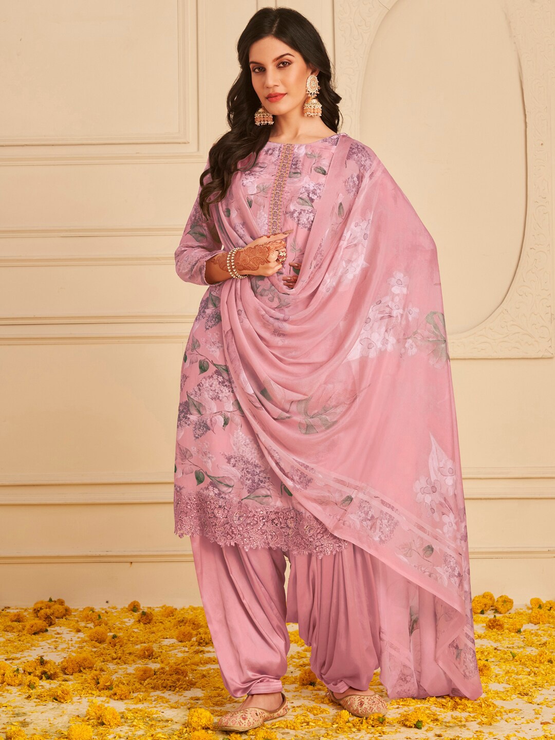 

Stylee LIFESTYLE Printed Silk Crepe Unstitched Dress Material, Pink