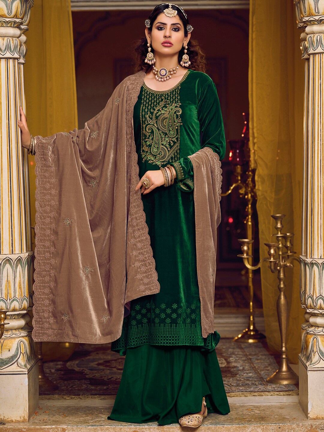 

Stylee LIFESTYLE Embroidered Velvet Unstitched Dress Material, Green