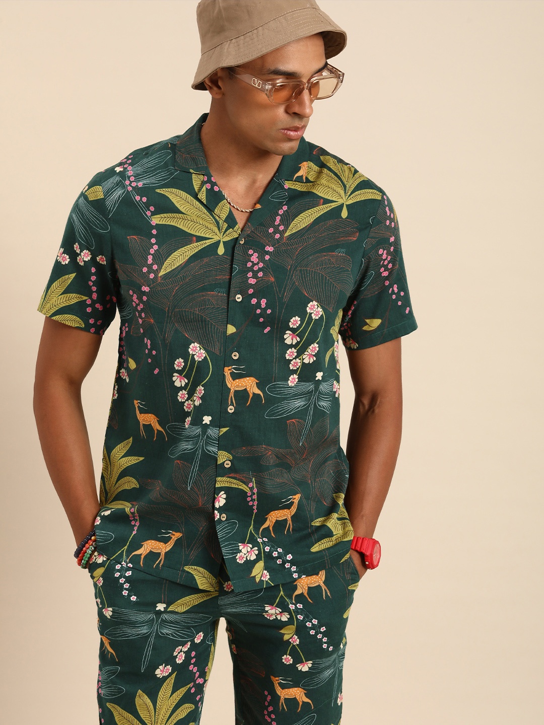 

Sangria Men Printed Pure Cotton Shirt With Shorts, Green