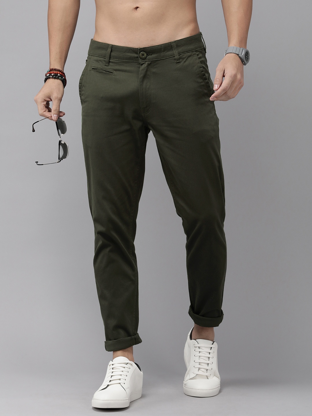 

Roadster Men Comfort Regular Fit Chinos Trousers, Olive