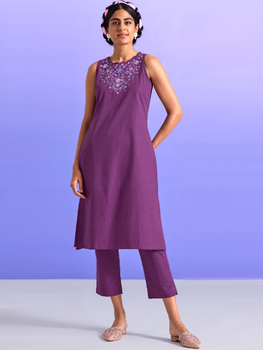 

OKHAI Floral Embroidered Thread Work Pure Cotton Kurta With Trousers, Purple