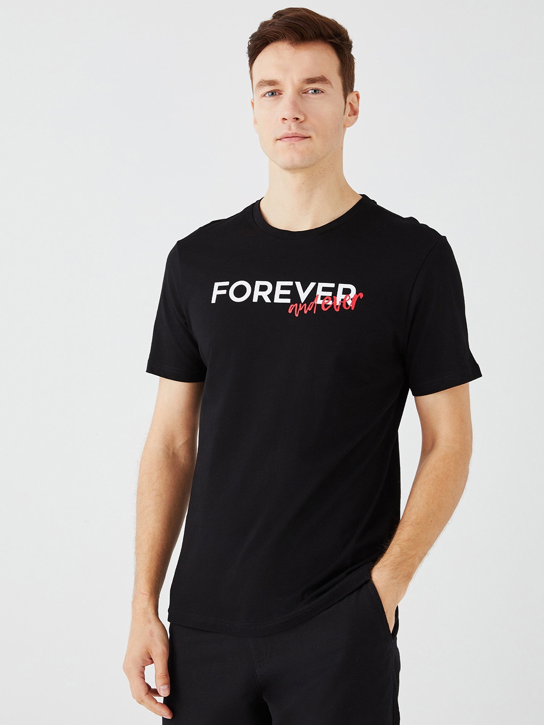 

LC Waikiki Typography Printed Pure Cotton T-shirt, Black