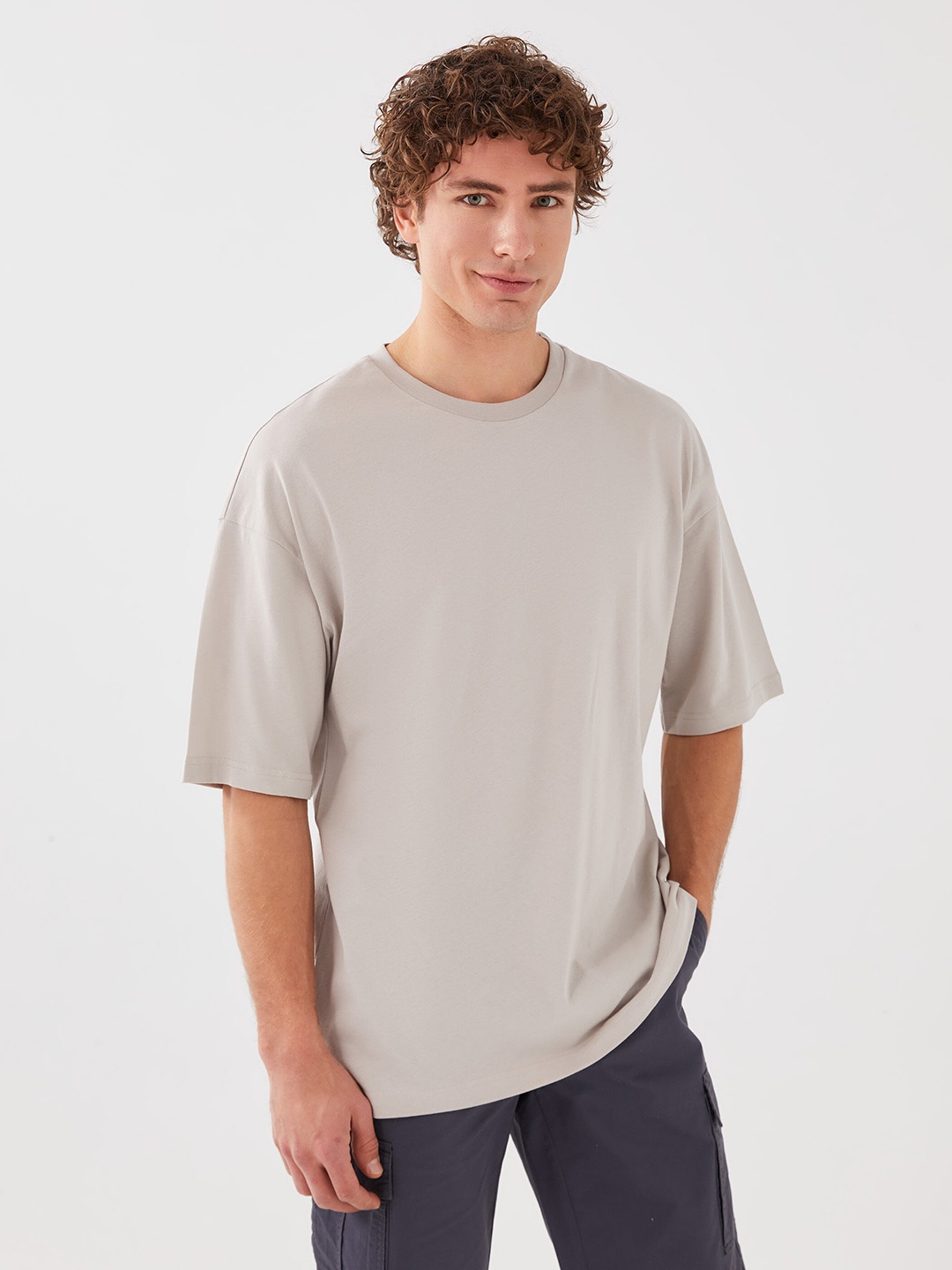 

LC Waikiki Men Drop-Shoulder Sleeves Pure Cotton T-shirt, Beige