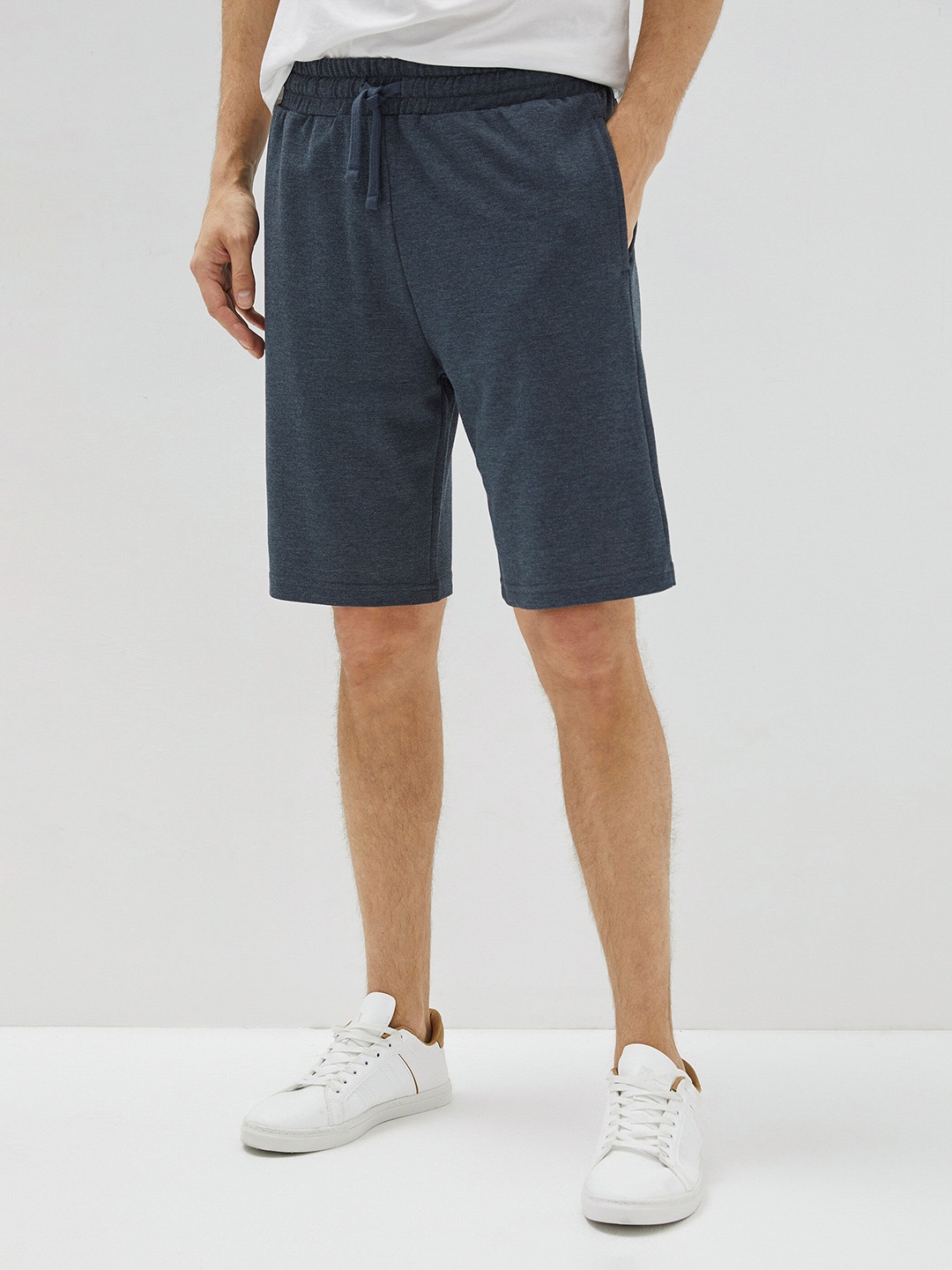 

LC Waikiki Men Shorts, Navy blue