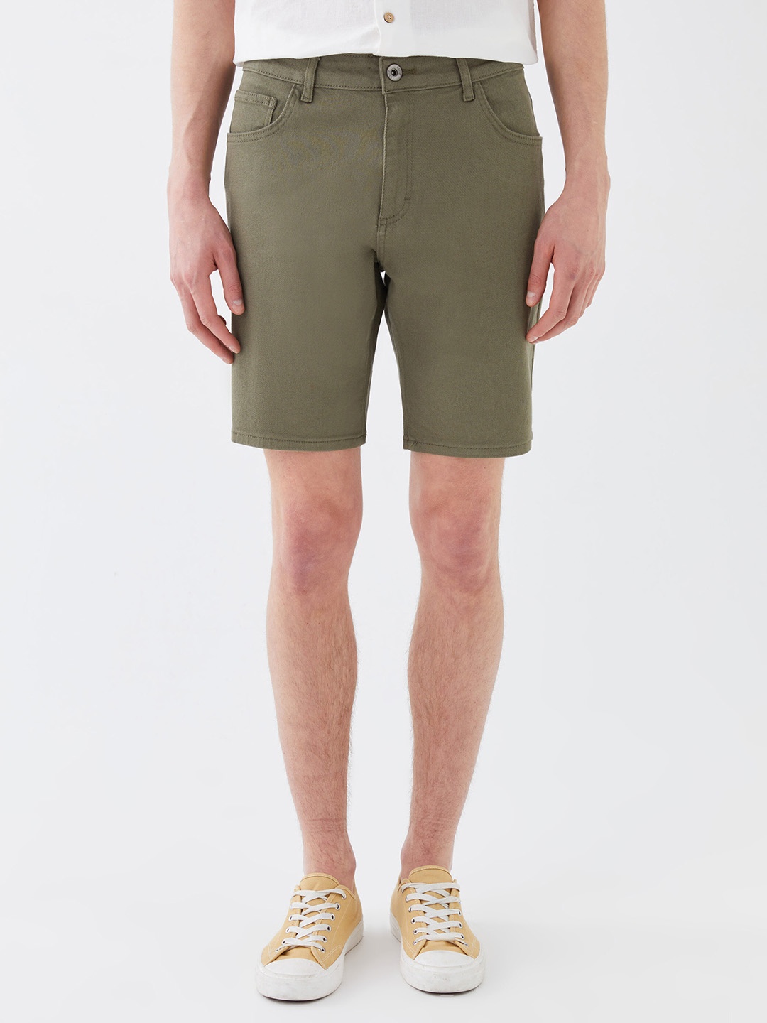 

LC Waikiki Men Slim Fit Denim Shorts, Green