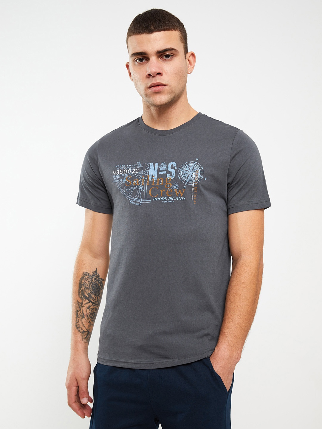 

LC Waikiki Typography Printed Pure Cotton T-shirt, Navy blue