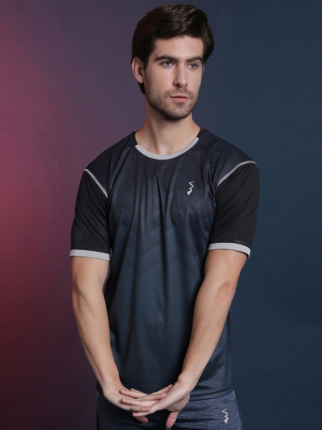 

Campus Sutra Black Dry-Fit Training T-shirt