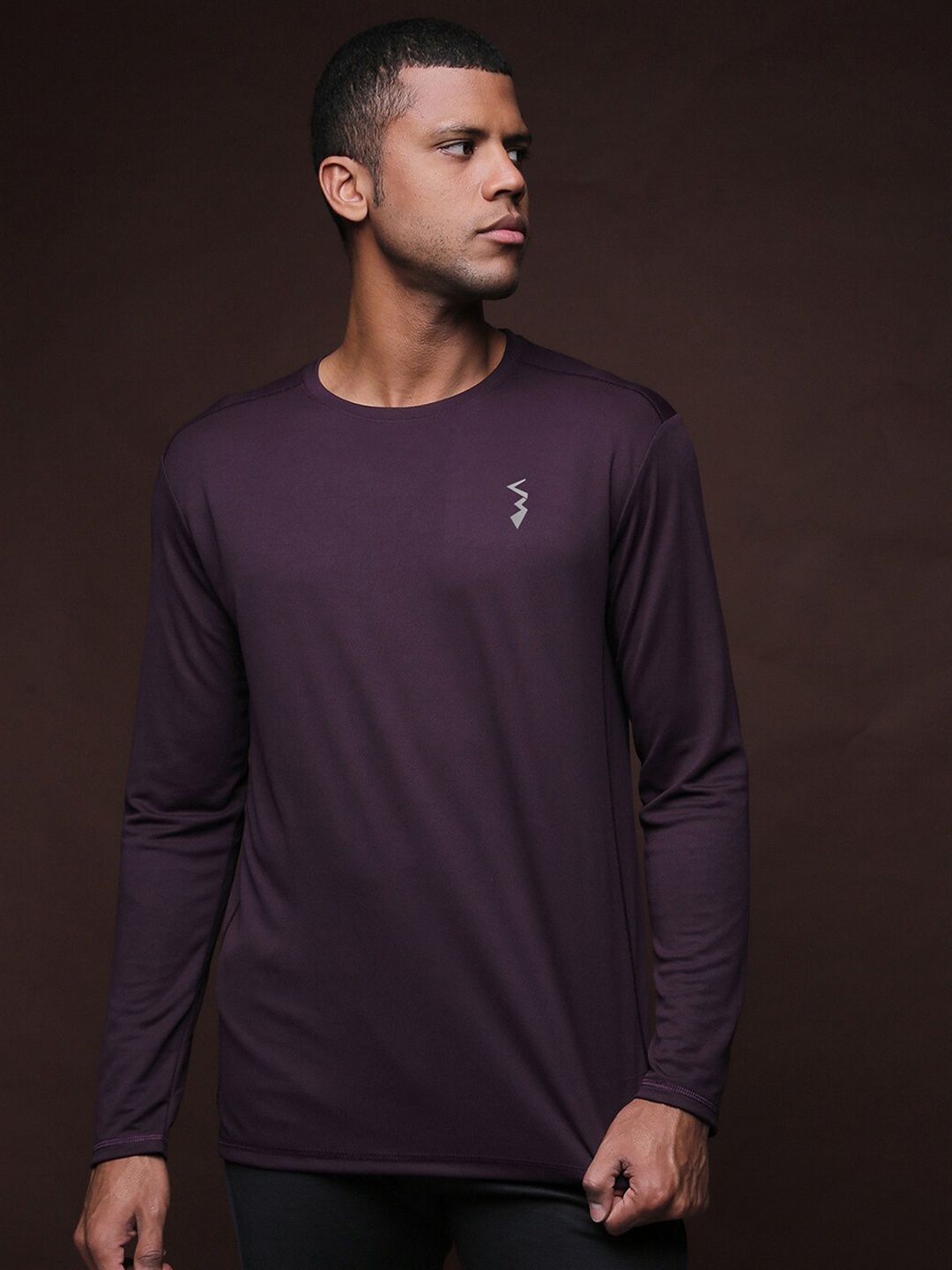 

Campus Sutra Long Sleeves Dry Fit Sports T-shirt, Purple