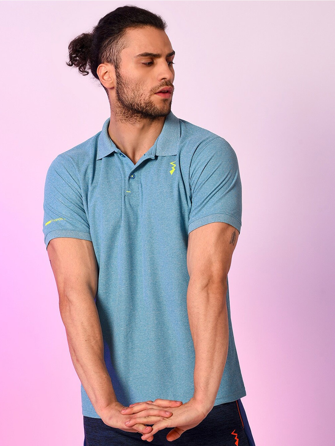 

Campus Sutra Grey Polo Collar Dry-Fit Training T-shirt