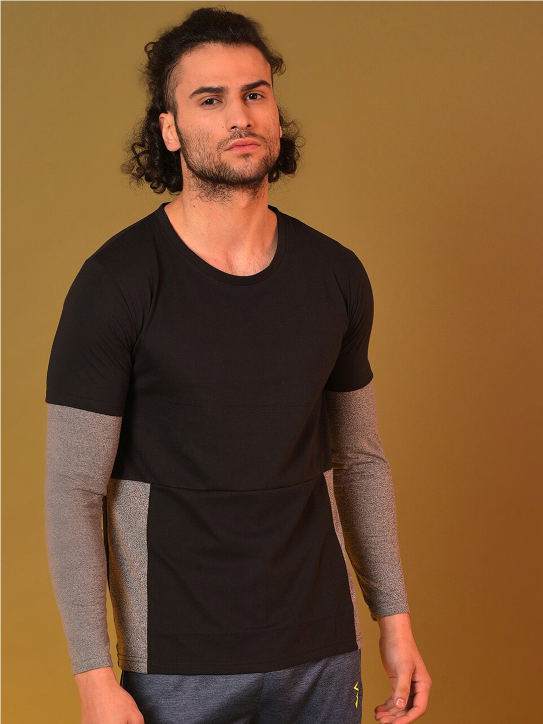 Campus Sutra Black Long Sleeves Casual Cotton T-shirt