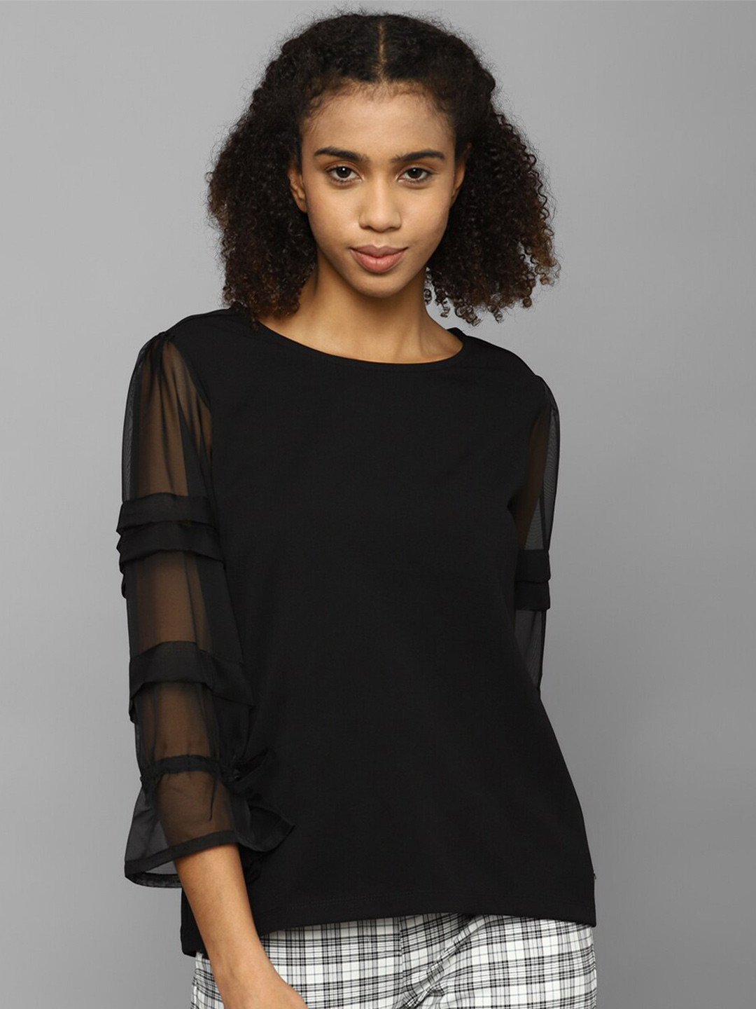 

Allen Solly Woman Round Neck Bell Sleeve Top, Black