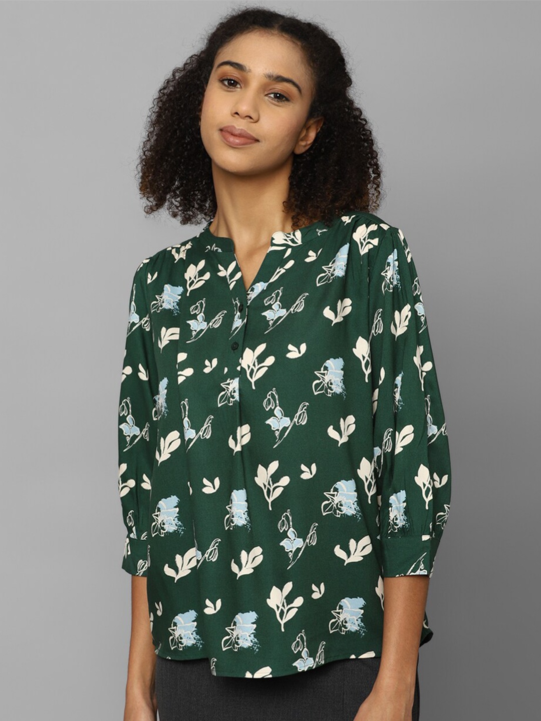 

Allen Solly Woman Floral Printed Mandarin Collar Shirt Style Top, Green