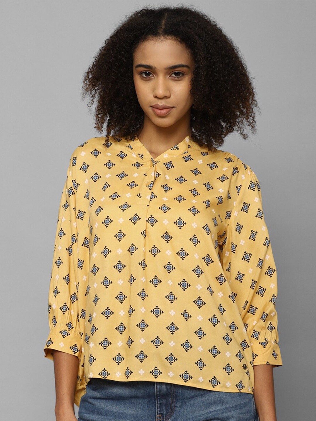 

Allen Solly Woman Ethnic Motifs Print Mandarin Collar Shirt Style Top, Yellow