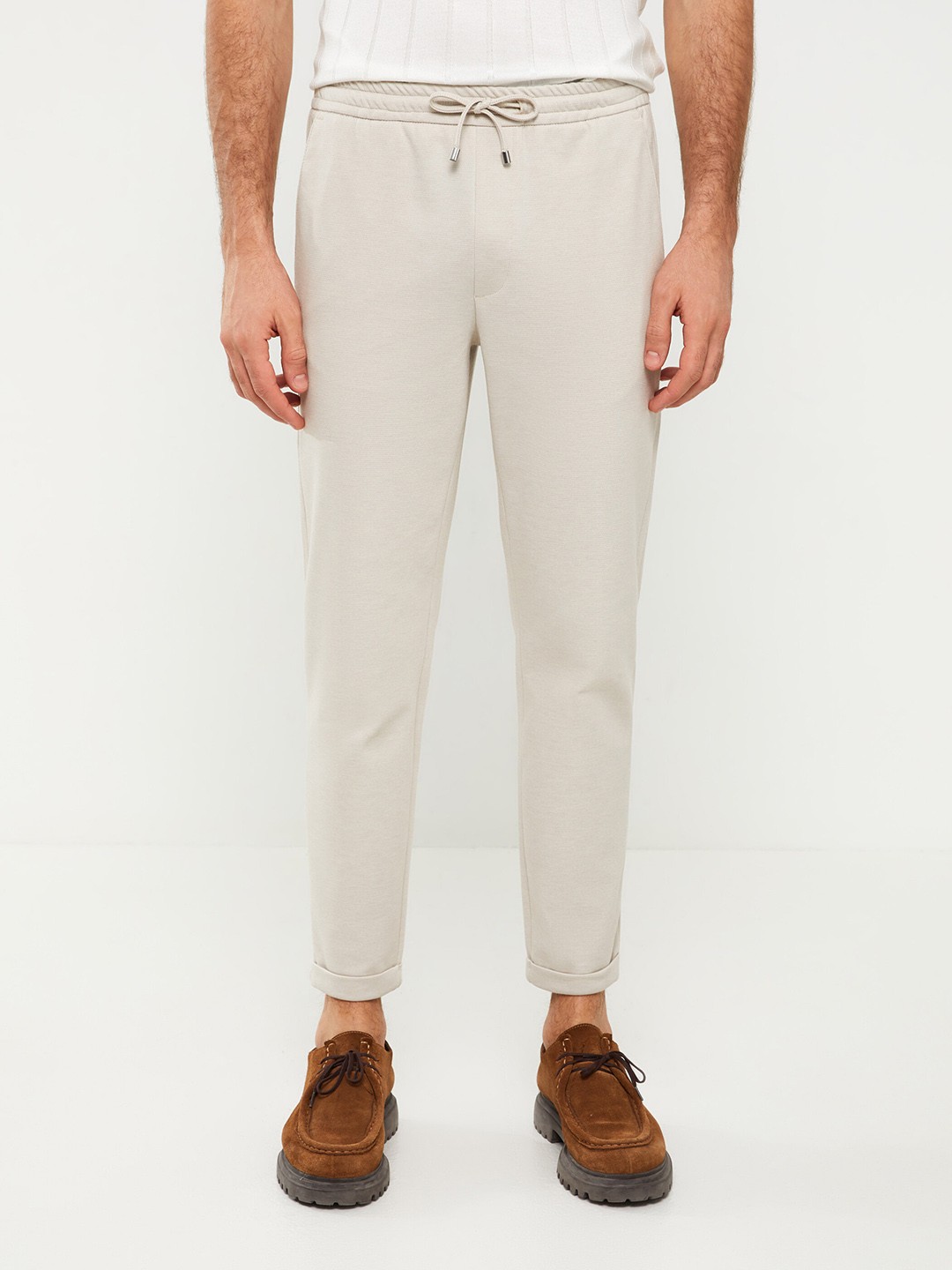 

LC Waikiki Men Slim Fit Trousers, Off white
