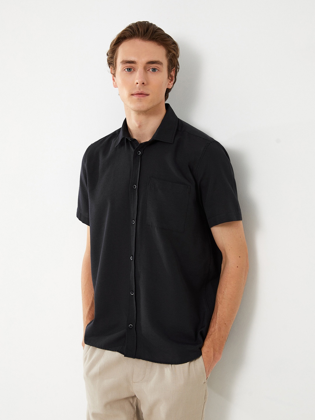 

LC Waikiki Regular Fit Opaque Casual Shirt, Black