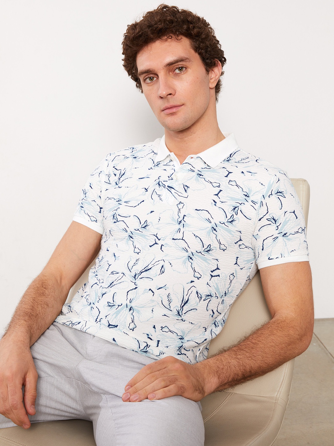 

LC Waikiki Floral Printed Polo Collar T-shirt, White