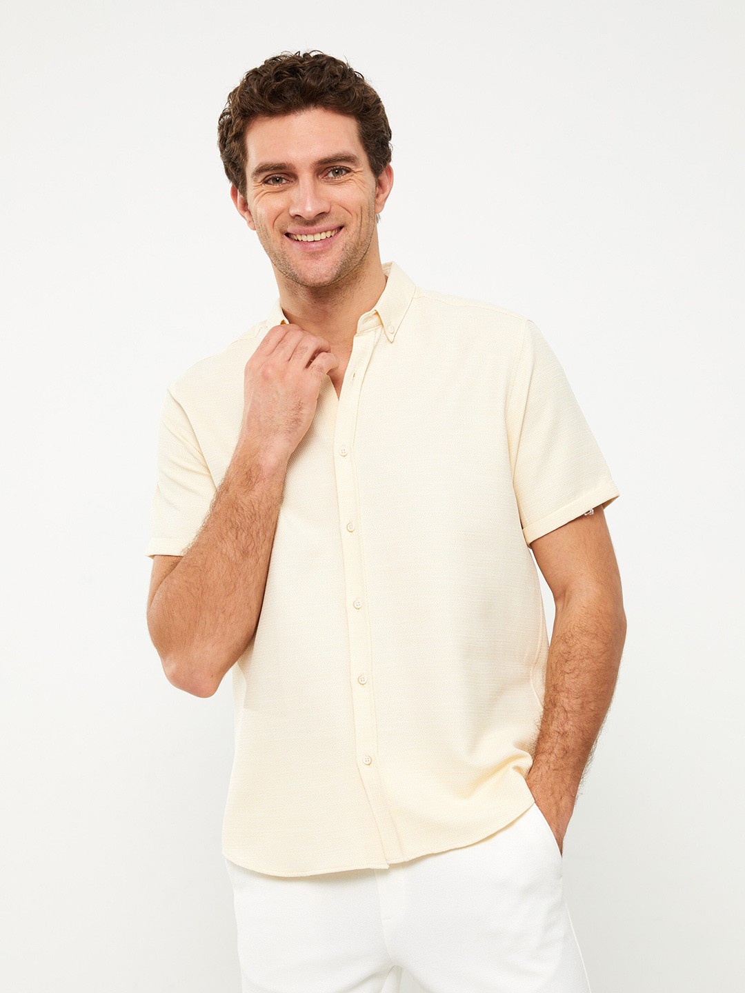 

LC Waikiki Regular Fit Opaque Casual Shirt, Yellow
