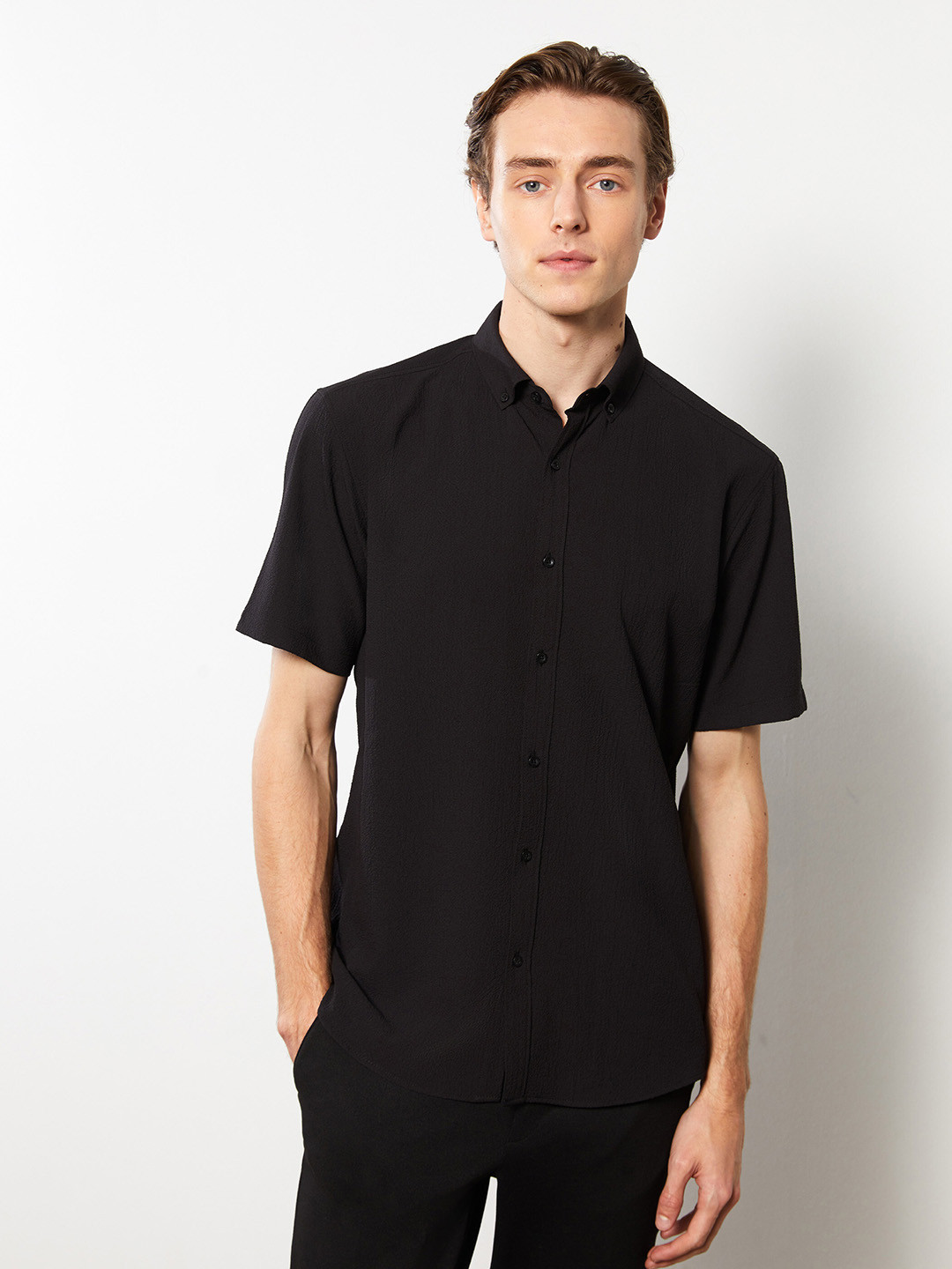 

LC Waikiki Regular Fit Button-Down Collar Casual Shirt, Black