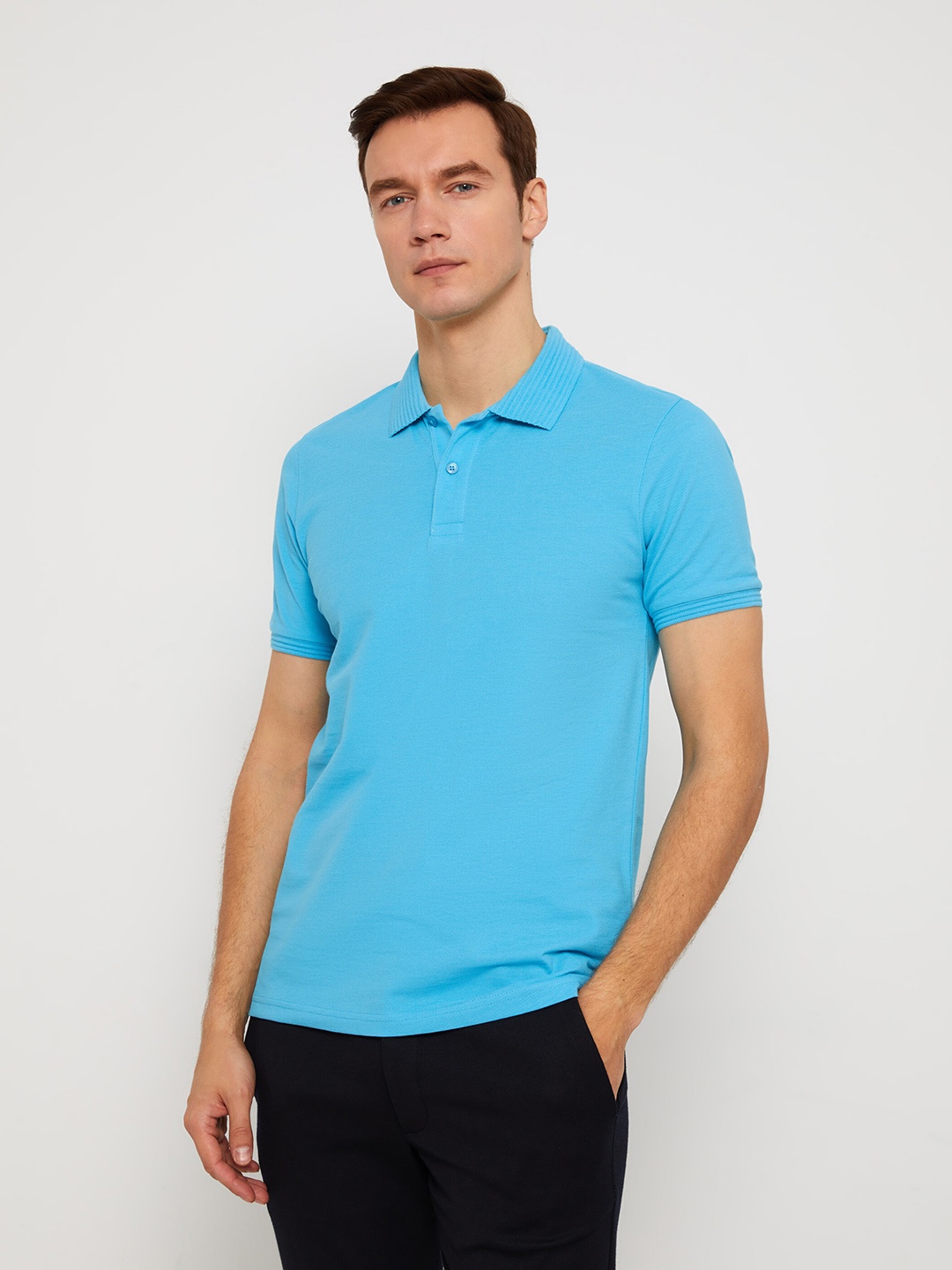 

LC Waikiki Men Polo Collar Pure Cotton Slim Fit T-shirt, Blue